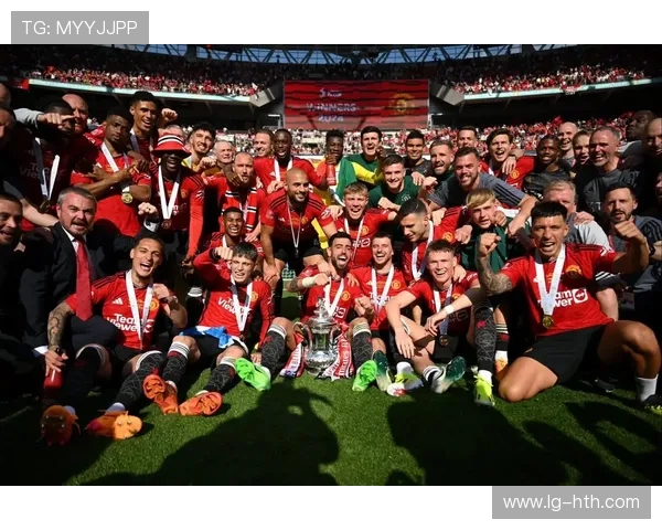 范戴克补时头球中楣，利物浦绝杀机会溜走